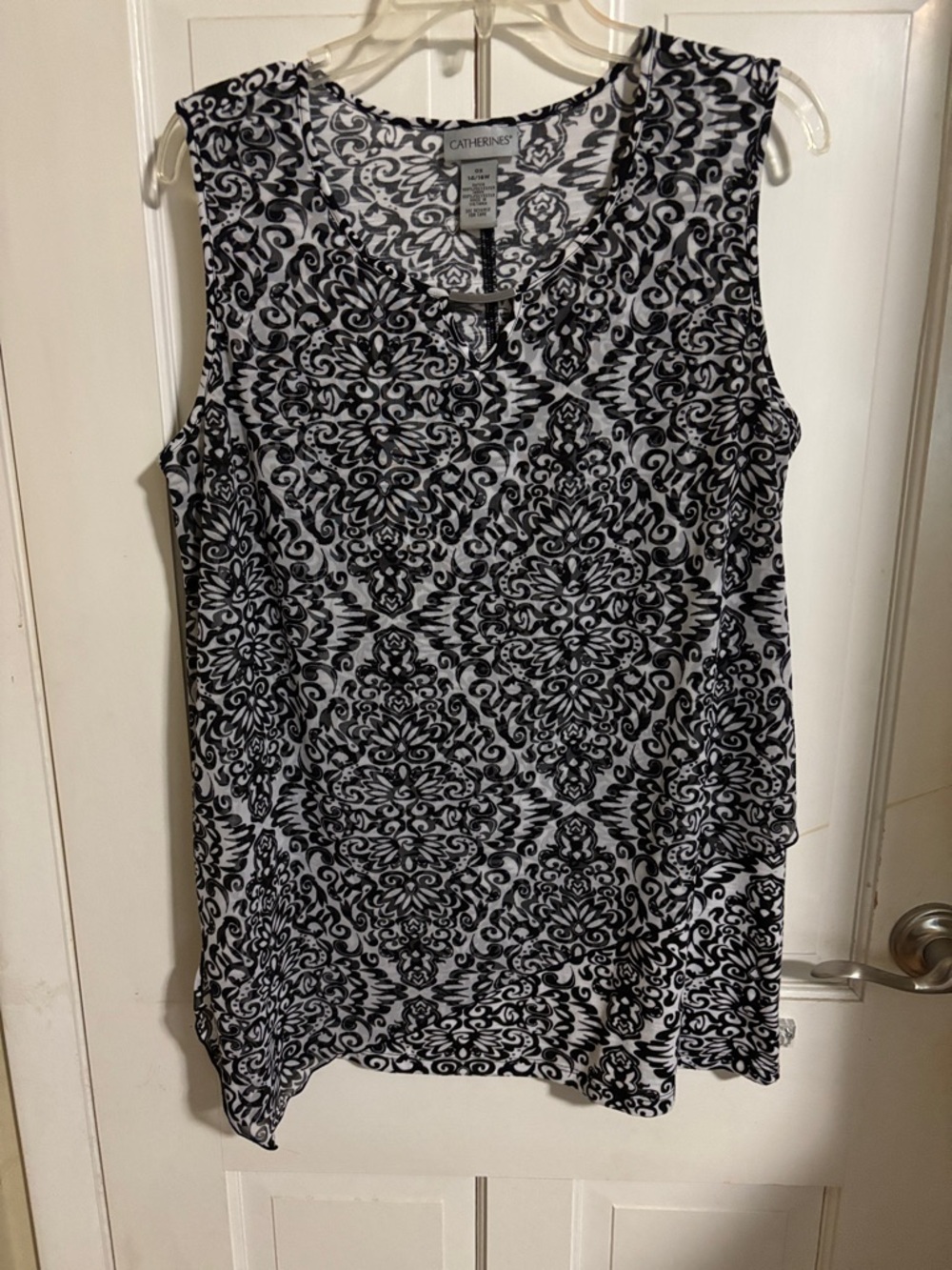 Catherines Black and White Printed Sleeveless Tank
